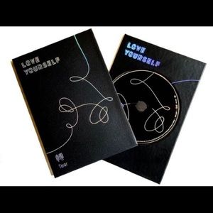 BTS
Love Yourself: Tear (R Version)